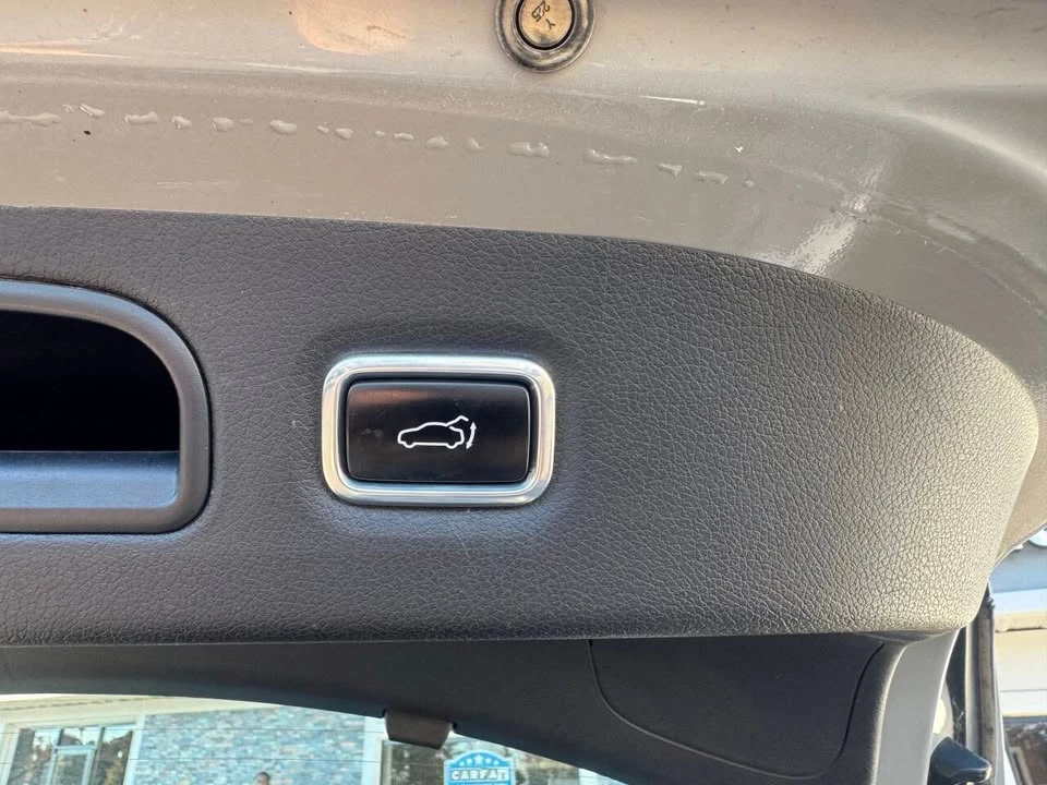 2018 Kia Stinger - Image 15 of 20