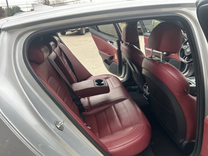 2018 Kia Stinger GT - Image 19 of 19