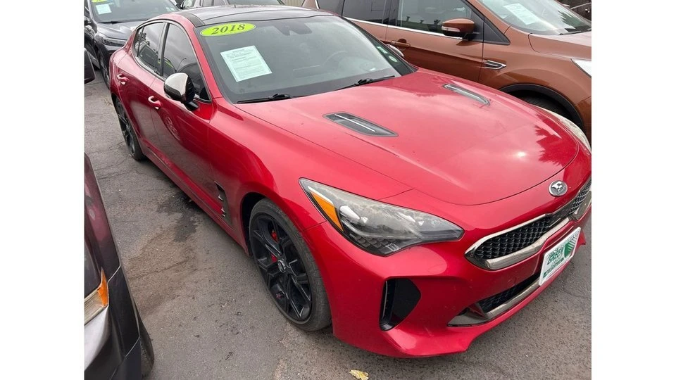 2018 Kia Stinger - Image 2 of 9