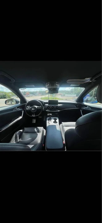 2018 Kia Stinger - Image 5 of 10
