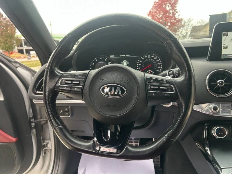 2018 Kia Stinger GT - Image 12 of 19