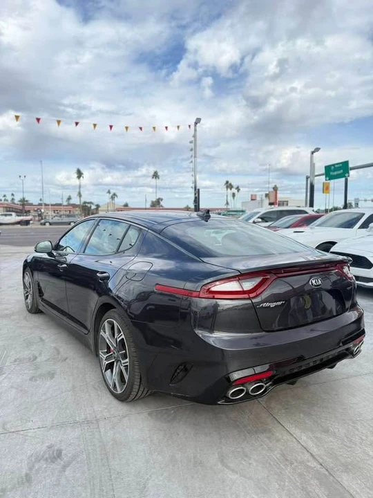 2018 Kia Stinger - Image 4 of 10