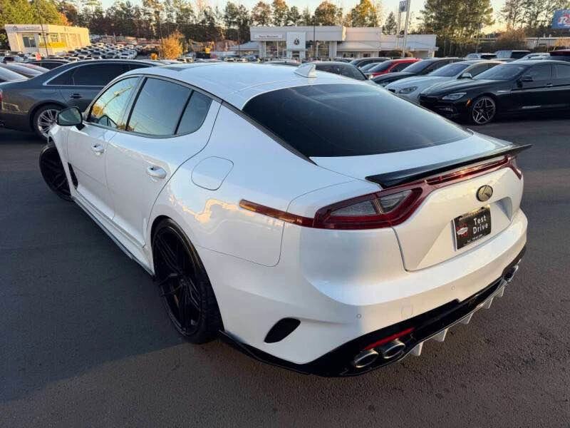 2018 Kia Stinger - Image 4 of 20