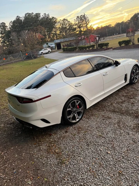 2018 Kia Stinger - Image 4 of 9