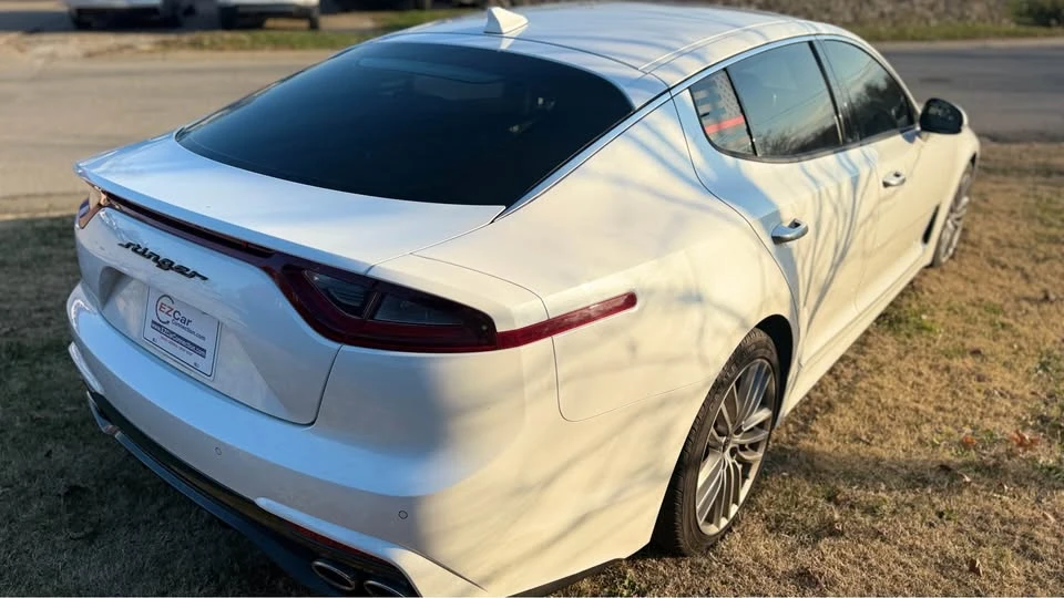 2018 Kia Stinger - Image 4 of 19