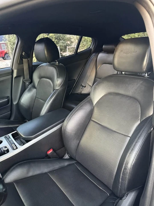 2018 Kia Stinger - Image 7 of 9
