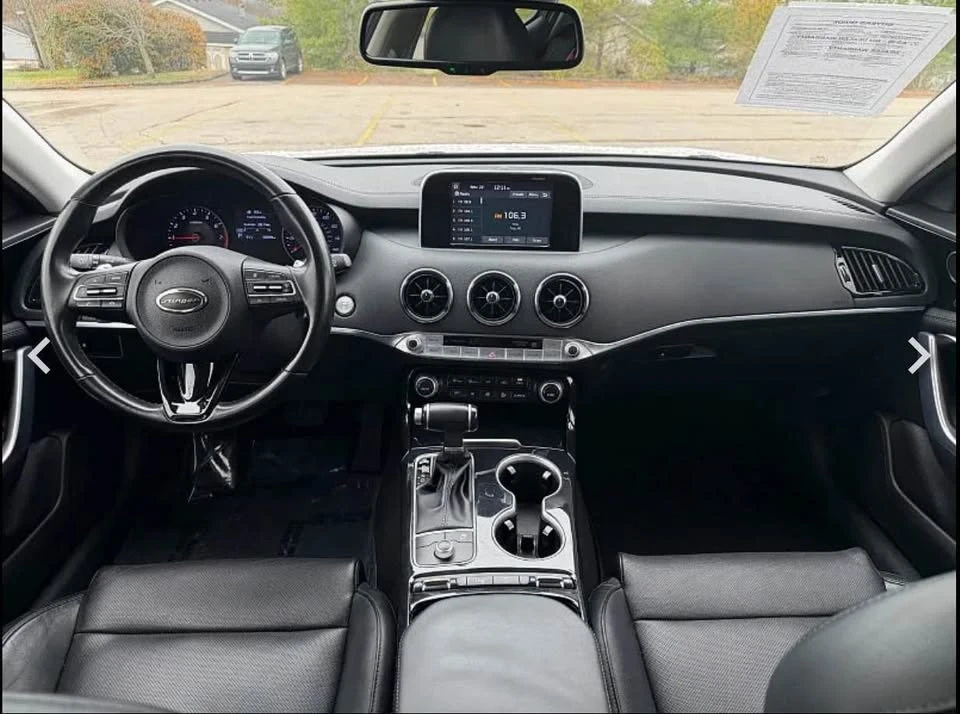 2018 Kia Stinger - Image 17 of 19