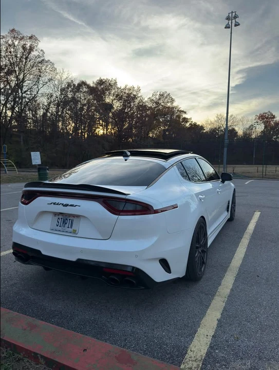 2018 Kia Stinger - Image 15 of 19