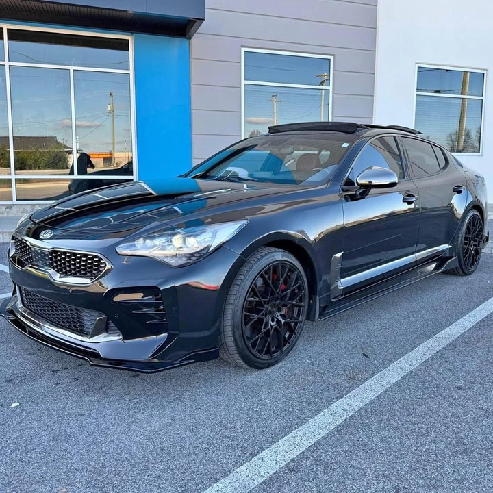 2018 Kia Stinger - Image 2 of 19