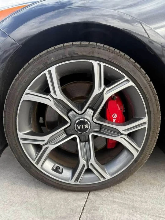 2018 Kia Stinger - Image 9 of 10