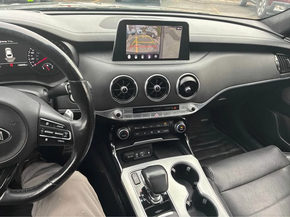 2018 Kia Stinger - Image 8 of 9