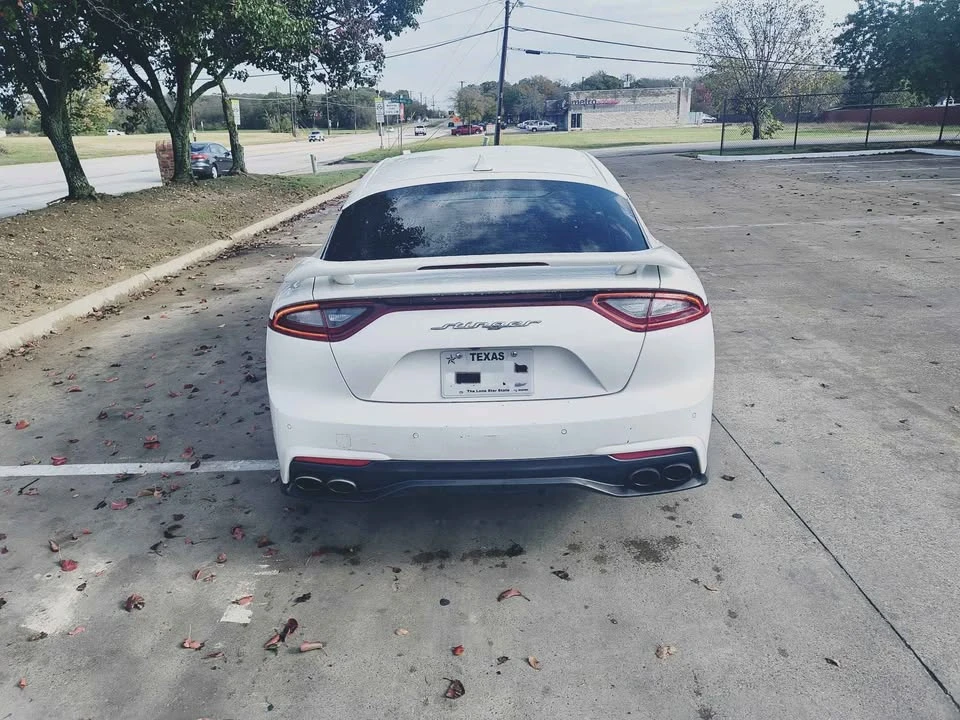 2018 Kia Stinger - Image 8 of 11