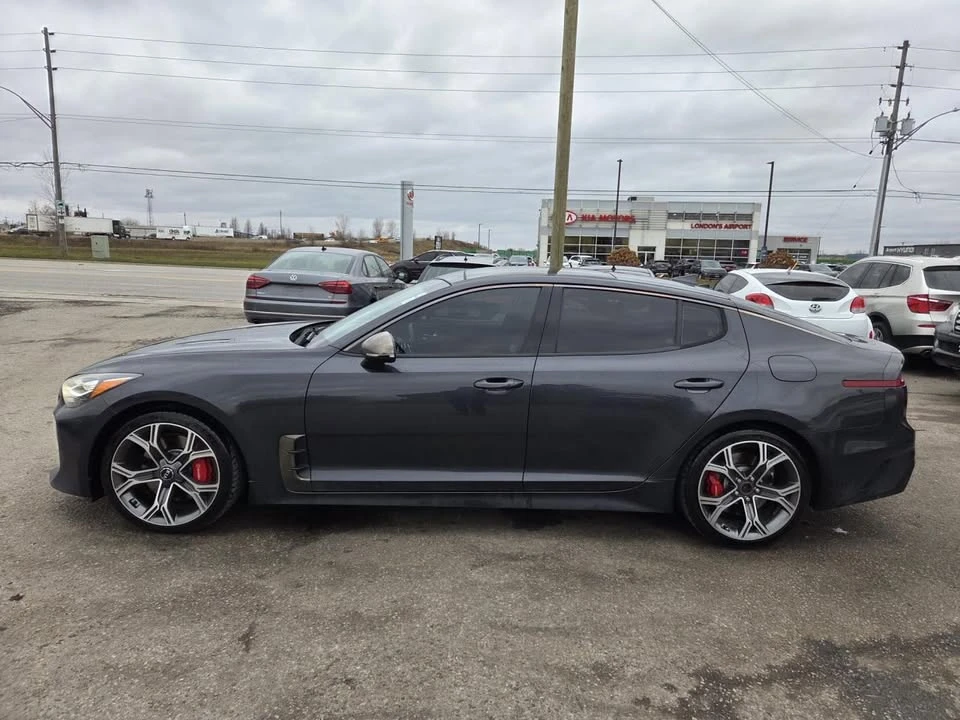 2018 Kia Stinger - Image 2 of 20