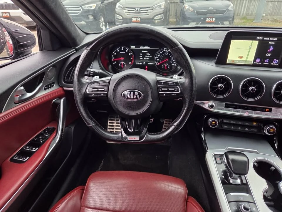 2018 Kia Stinger - Image 18 of 20