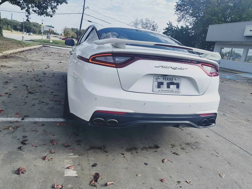 2018 Kia Stinger - Image 10 of 11