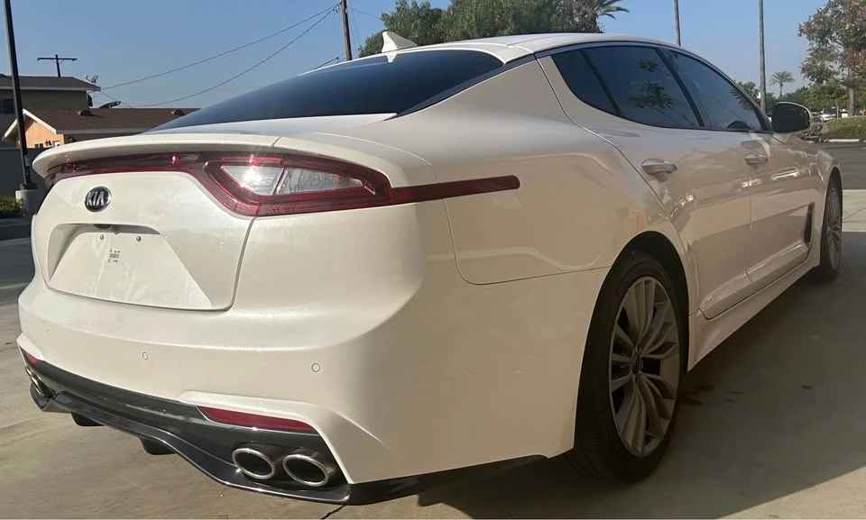 2018 Kia Stinger - Image 3 of 8