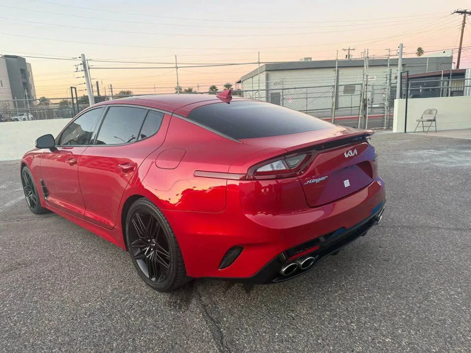 2018 Kia Stinger - Image 8 of 15