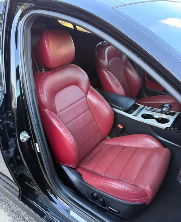 2018 Kia Stinger - Image 12 of 20