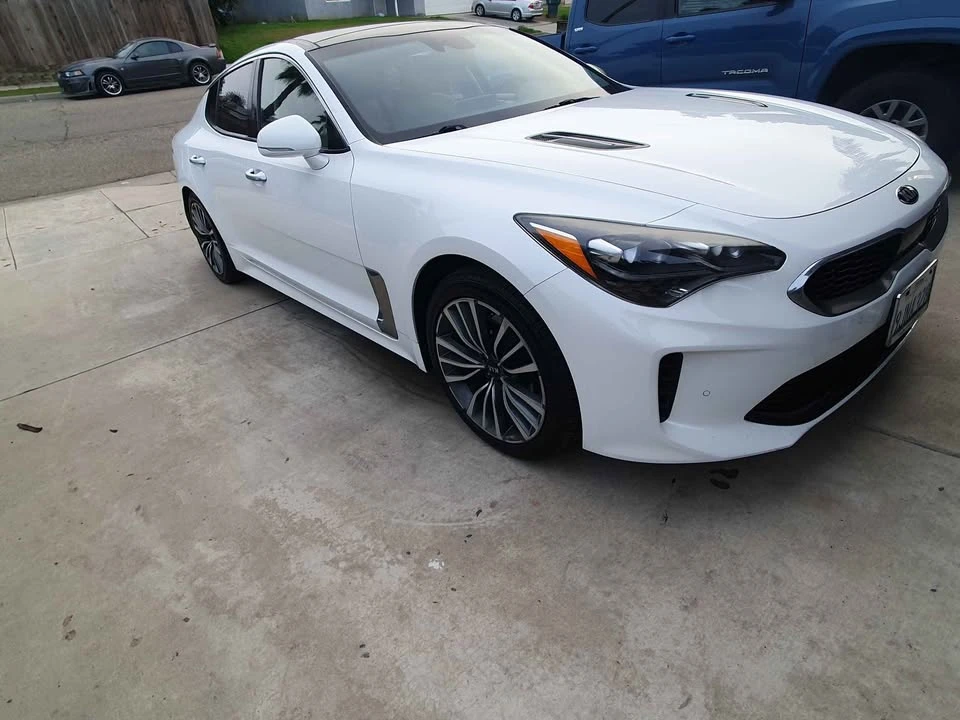 2018 Kia Stinger - Image 4 of 10