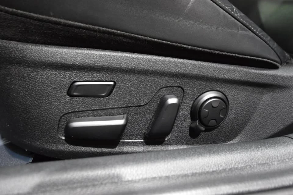 2018 Kia Stinger - Image 19 of 20
