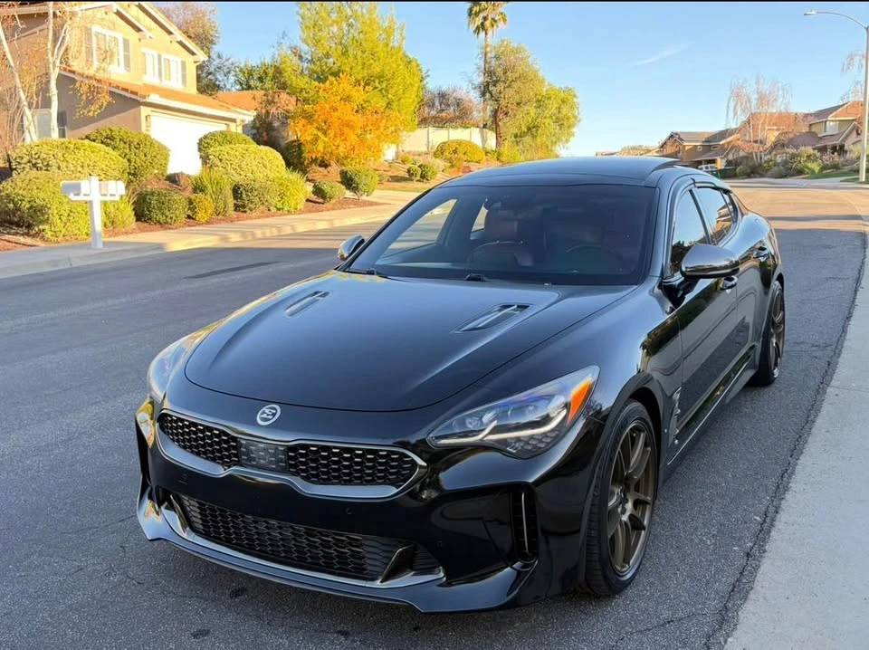 2018 Kia Stinger - Image 2 of 20