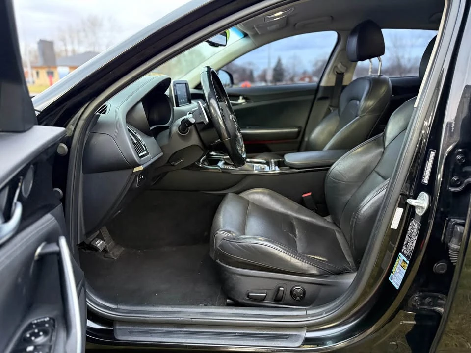 2018 Kia Stinger - Image 8 of 20