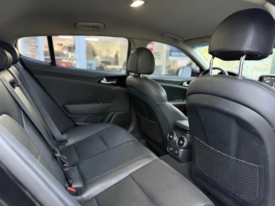 2018 Kia Stinger - Image 14 of 20