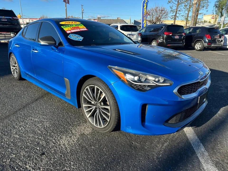 2018 Kia Stinger - Image 3 of 20