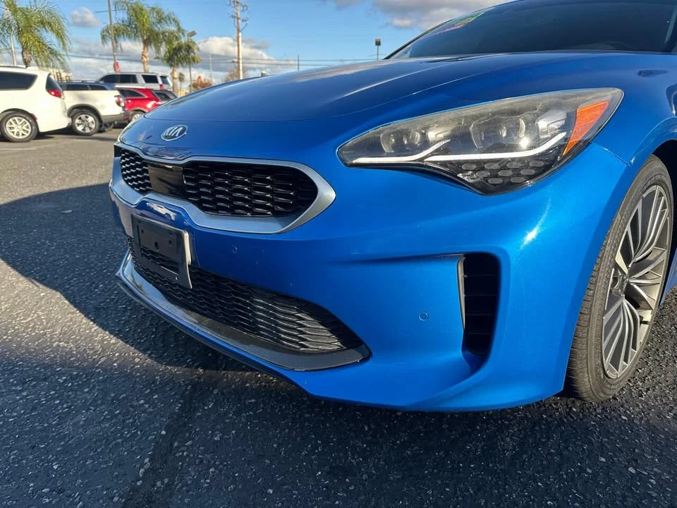 2018 Kia Stinger - Image 13 of 20