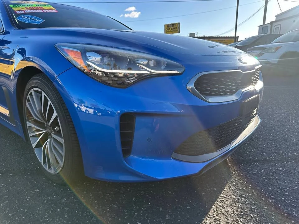 2018 Kia Stinger - Image 12 of 20