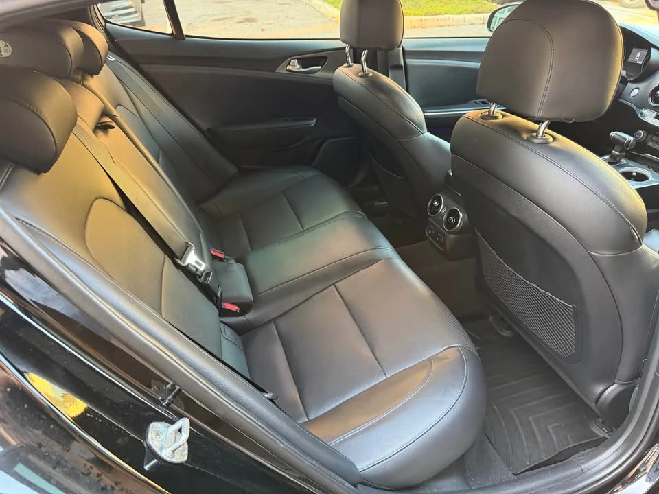 2018 Kia Stinger - Image 7 of 9