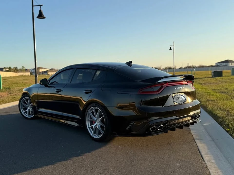 2018 Kia Stinger - Image 3 of 9