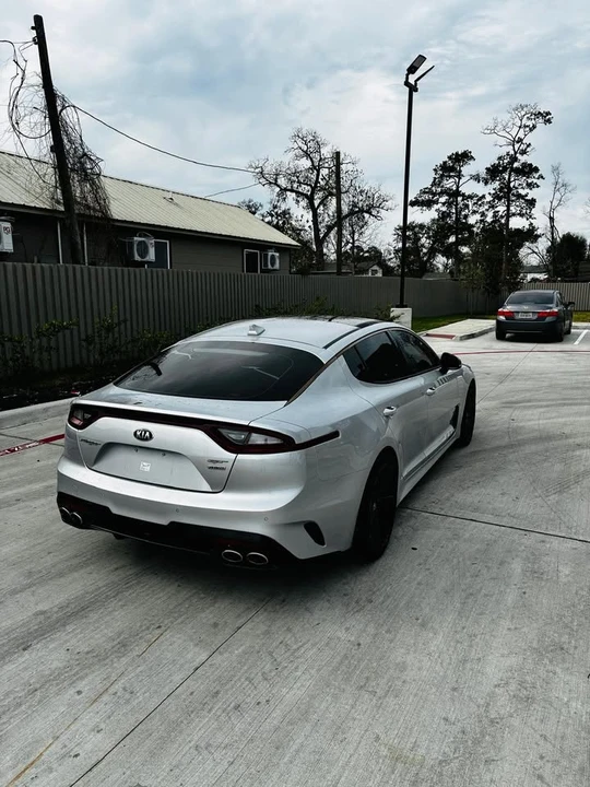 2018 Kia Stinger - Image 5 of 15