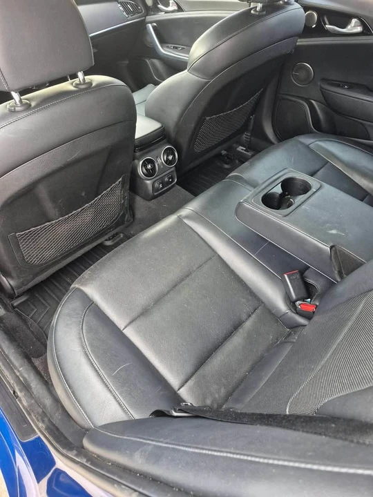 2018 Kia Stinger - Image 15 of 20