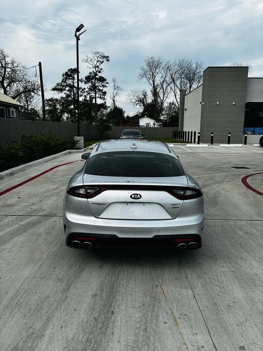 2018 Kia Stinger - Image 4 of 15