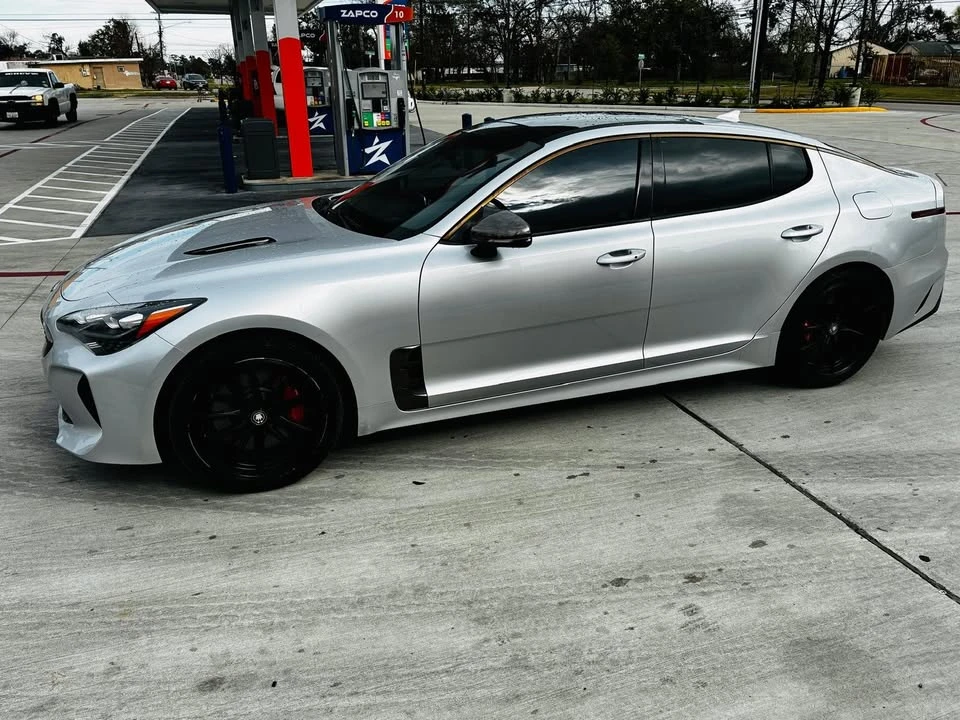 2018 Kia Stinger - Image 2 of 15