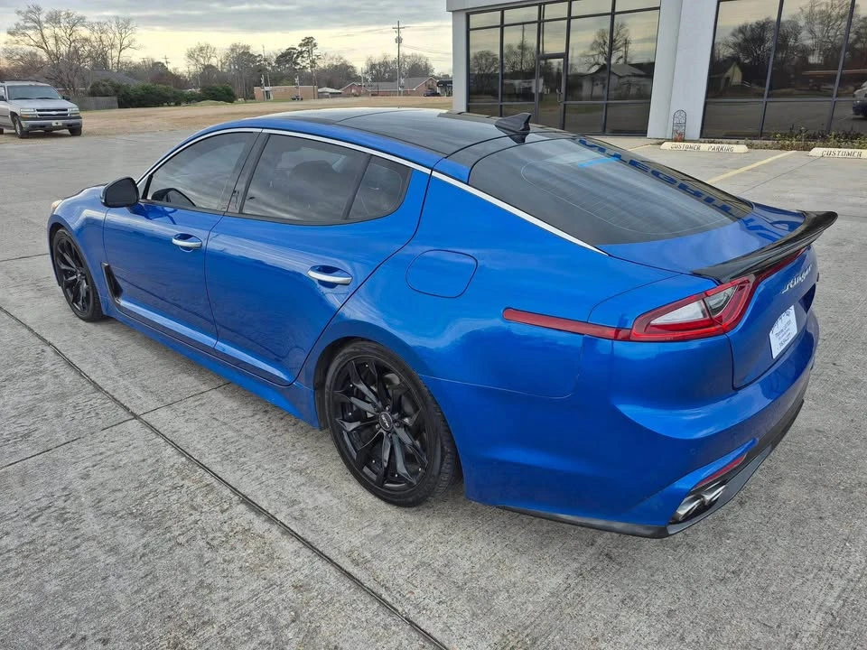 2018 Kia Stinger - Image 10 of 20