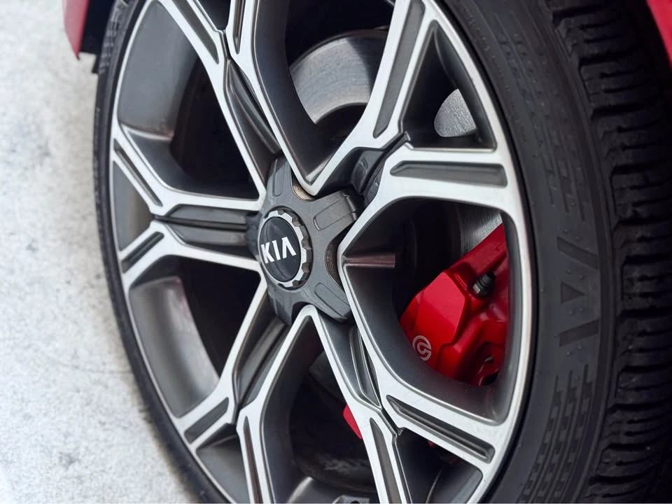 2018 Kia Stinger - Image 15 of 16