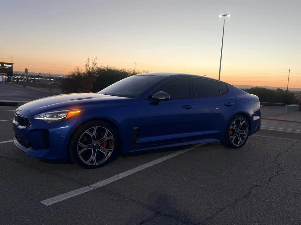 2018 Kia Stinger - Image 2 of 18