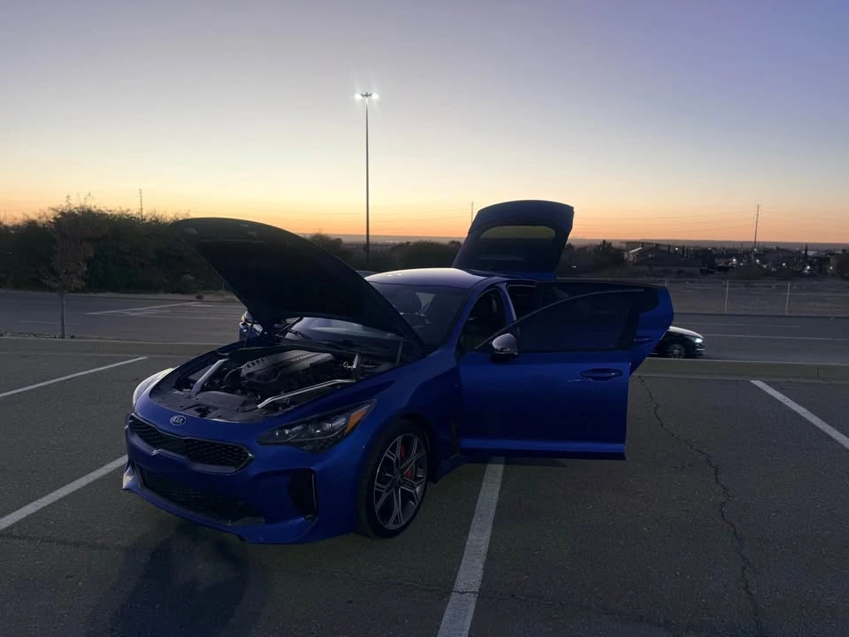 2018 Kia Stinger - Image 17 of 18