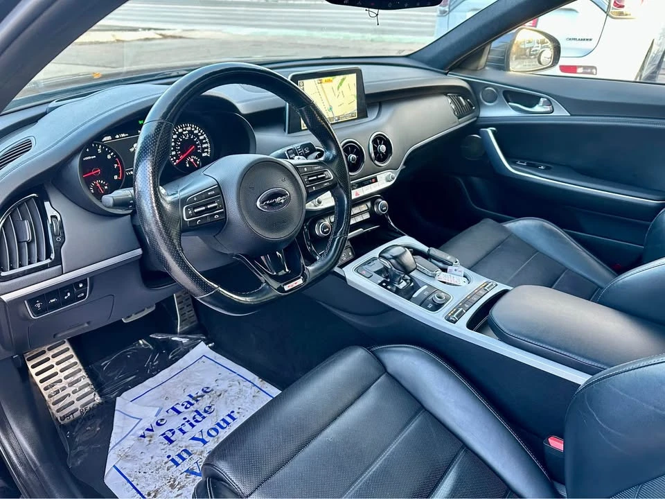 2018 Kia Stinger - Image 7 of 20