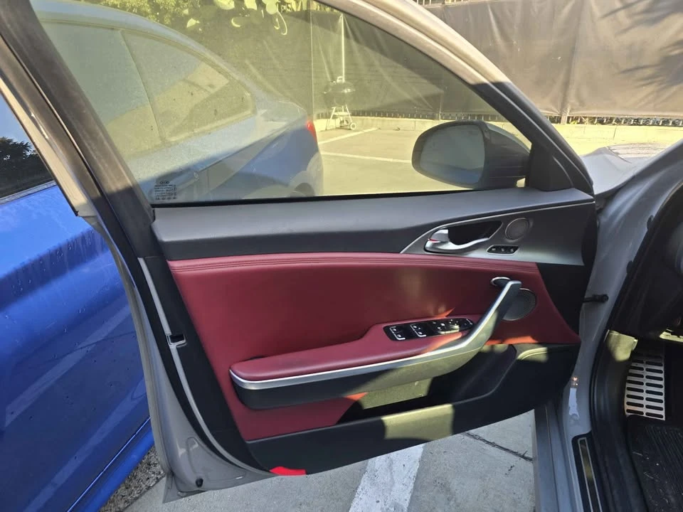 2018 Kia Stinger - Image 7 of 8