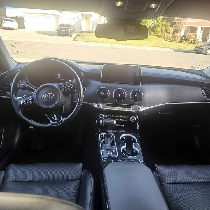 2018 Kia Stinger - Image 6 of 10