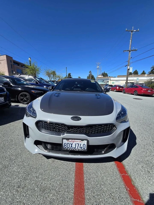 2018 Kia Stinger - Image 2 of 7