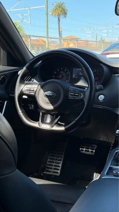 2018 Kia Stinger - Image 7 of 12