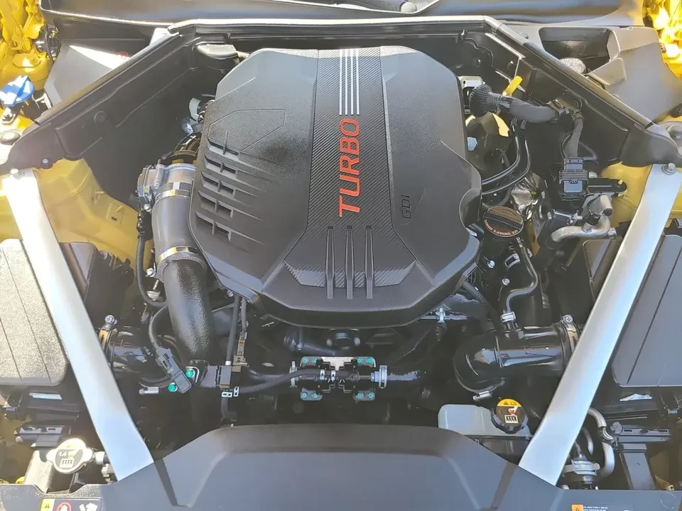 2018 Kia Stinger - Image 5 of 9