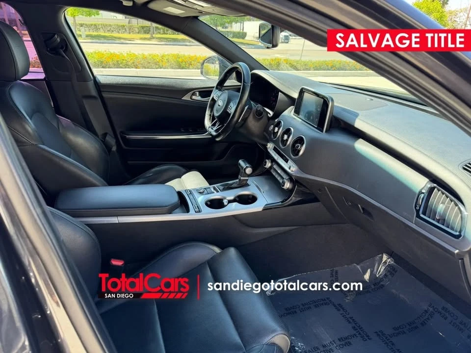 2018 Kia Stinger GT - Image 18 of 20