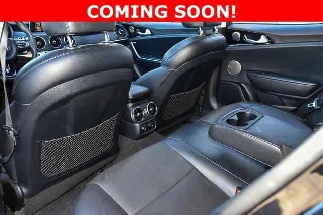 2018 Kia Stinger - Image 15 of 20