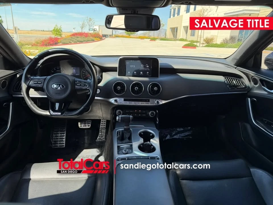 2018 Kia Stinger GT - Image 16 of 20