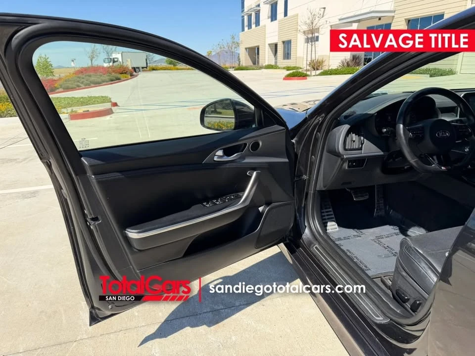 2018 Kia Stinger GT - Image 13 of 20